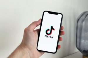 How to remove TikTok filter